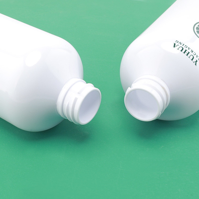 Garrafa geada cilindro do champô da loção do creme que empacota com bomba 550ml
