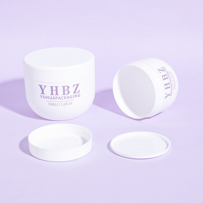 Jarros de plástico personalizáveis com tampas de parafuso 120g 250g 500g Jarro de esfregar corpo vazio