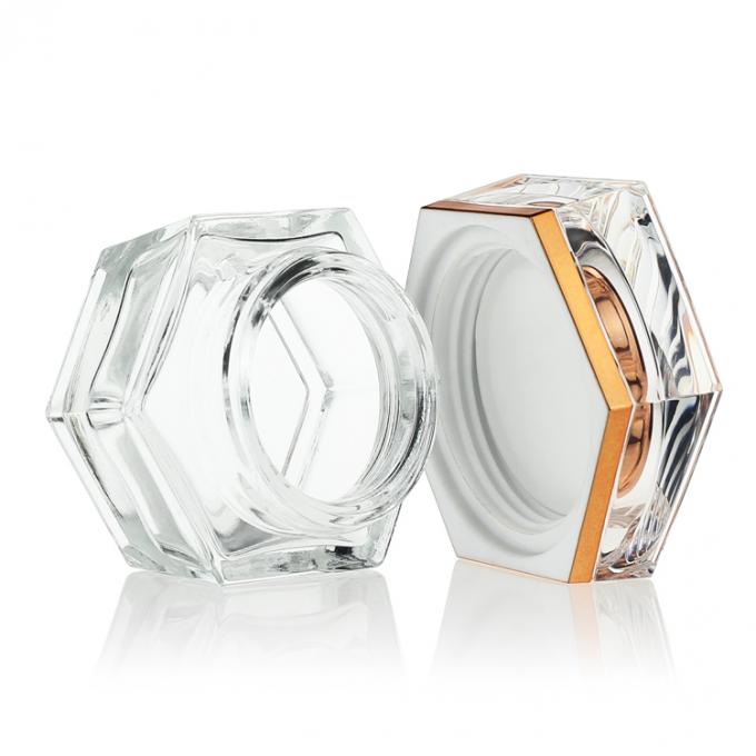 O skincare transparente do Manufactory range o frasco 50g cosmético quadrado de vidro com tampão e tampa acrílicos